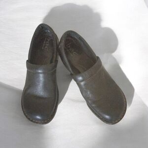 BOC Womens Black CLOGS